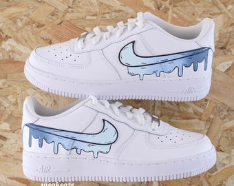 baskets customisées Air Force 1 cartoon sketch Drip dégradé bleu effet coulant unisexe