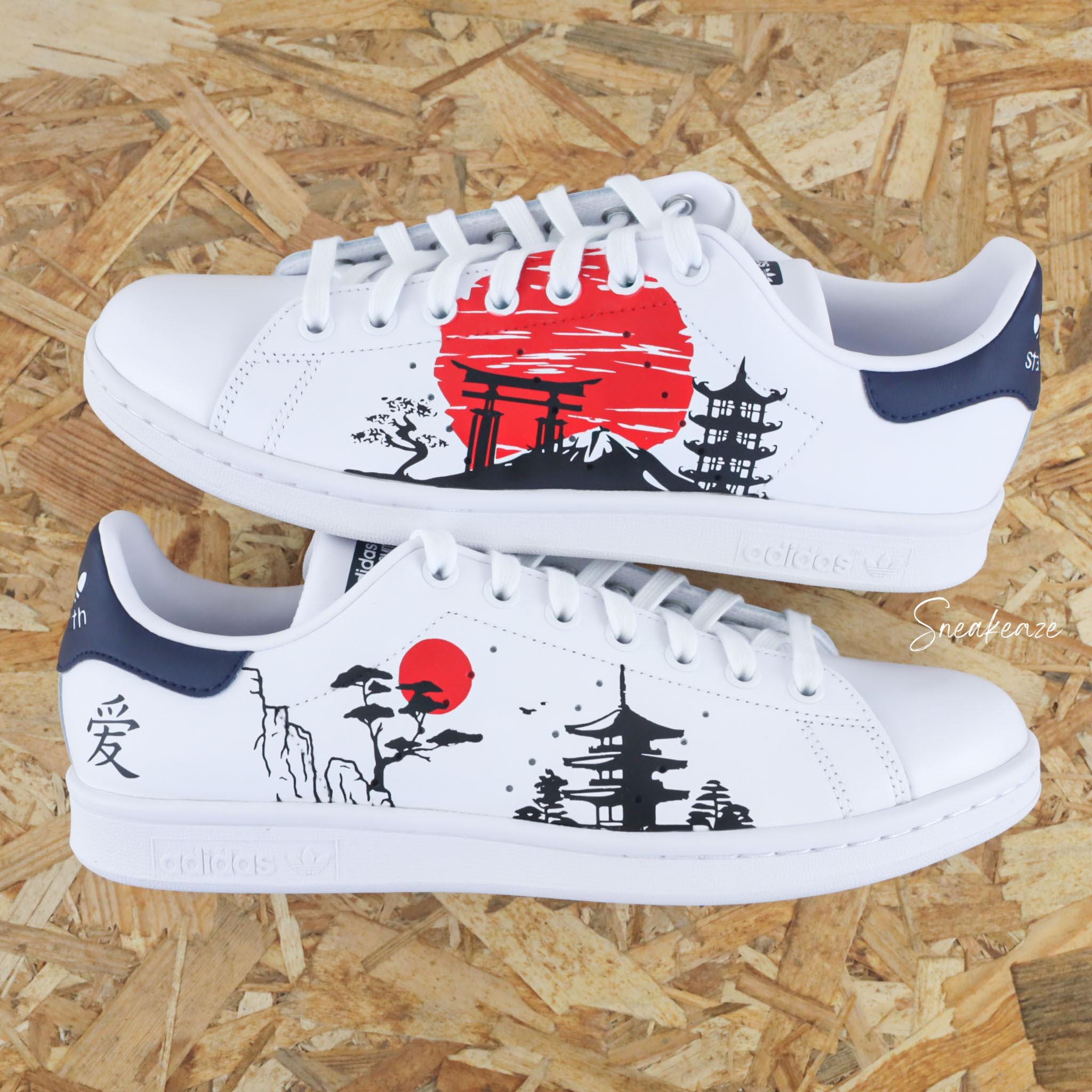 Custom Stan Smith - Custom Shoes - Hand Painted - Traditional