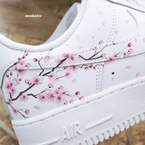 baskets personnalisées Air Force 1 Custom Sakura Cherry Blossom fleur de cerisier unisexe image 5