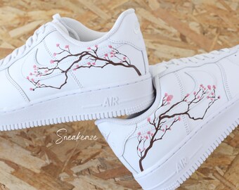 baskets personnalisées Air Force 1 Custom Sakura Cherry Blossom fleur de cerisier couleur rose unisexe