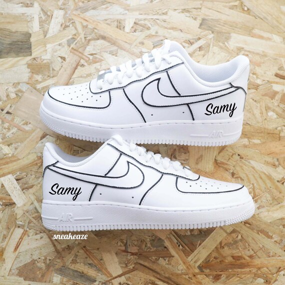 air force 1 with black outline