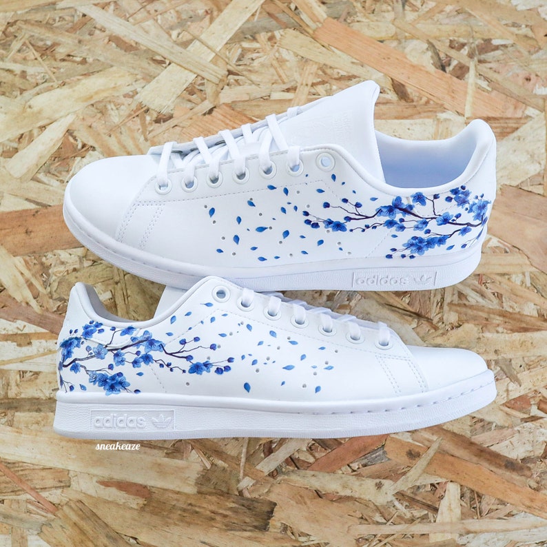 baskets stan smith personnalisées Custom Sakura Cherry Blossom fleur de cerisier unisexe Bleu