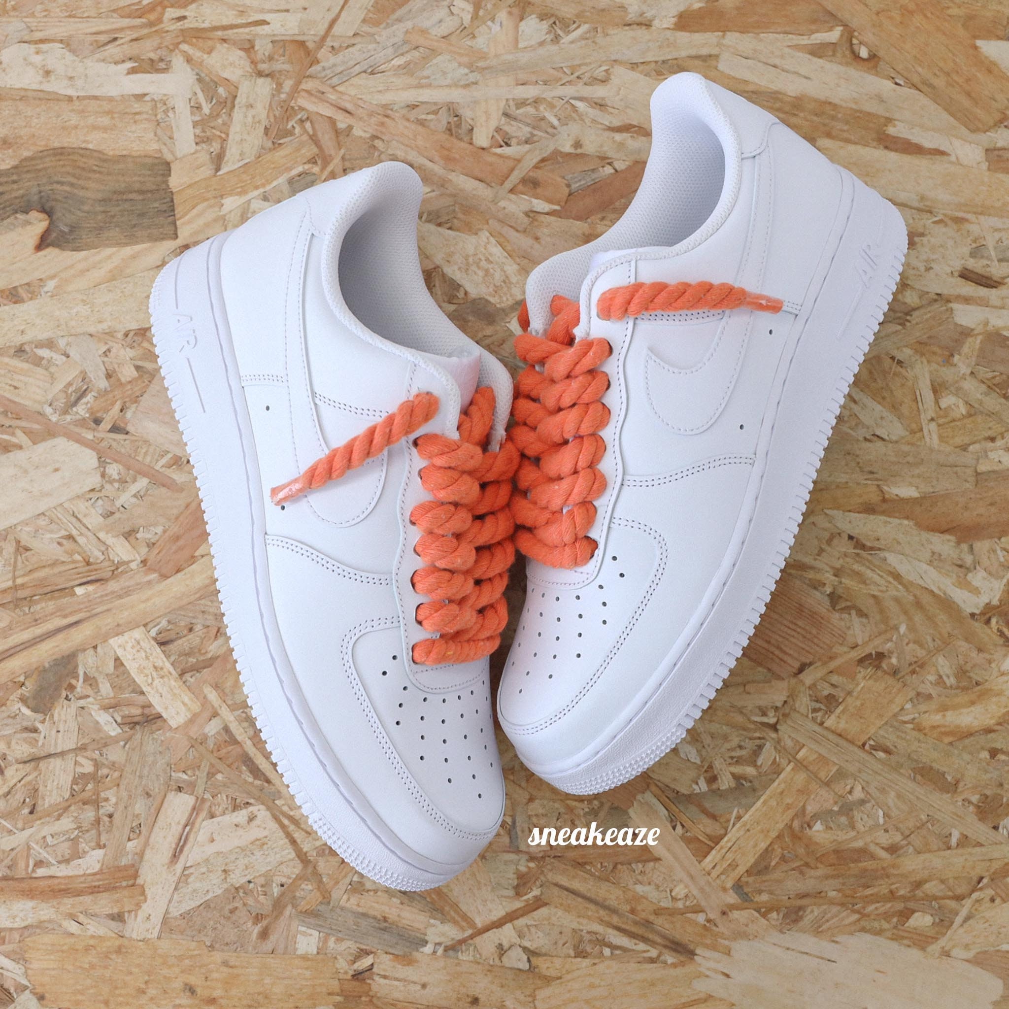 Air force 1 orange best sale laces