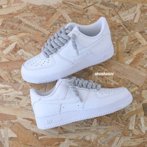 Baskets Air Force 1 custom rope laces blanc Gris