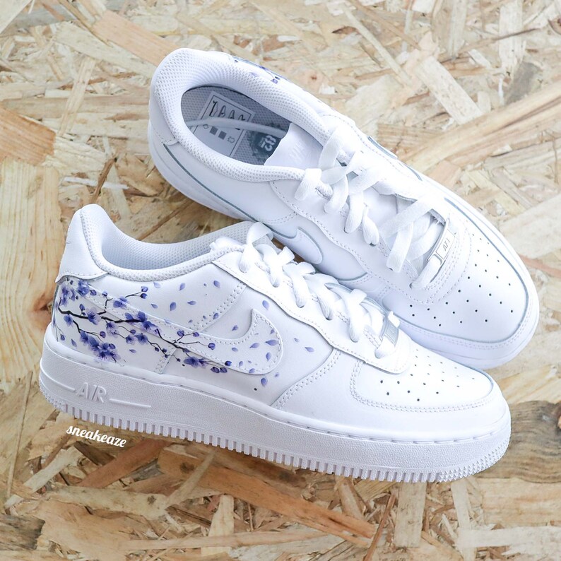 baskets personnalisées Air Force 1 Custom Sakura Cherry Blossom fleur de cerisier unisexe Lila