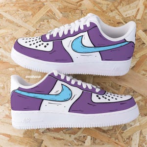 Baskets AF1 personnalisées Air Force 1 custom purple cartoon sketch unisexe