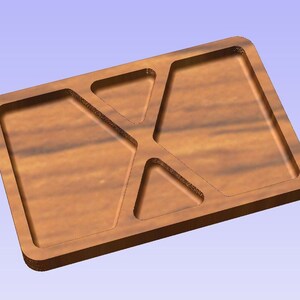 Puede incluir: Una bandeja de madera con un diseño geométrico. La bandeja tiene un acabado de madera natural y está dividida en cuatro secciones.