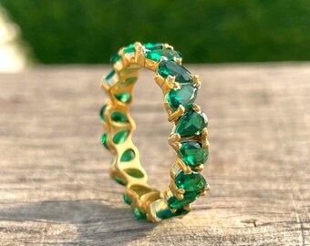 Stacking Emerald Eternity Ring, Dainty Ring, Minimalist Emerald Band, Stackable Ring, Gift Idea, Eternity Band Ring, Rings For Her