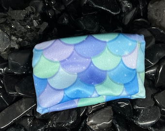 HIDDEN STASH POCKETS
