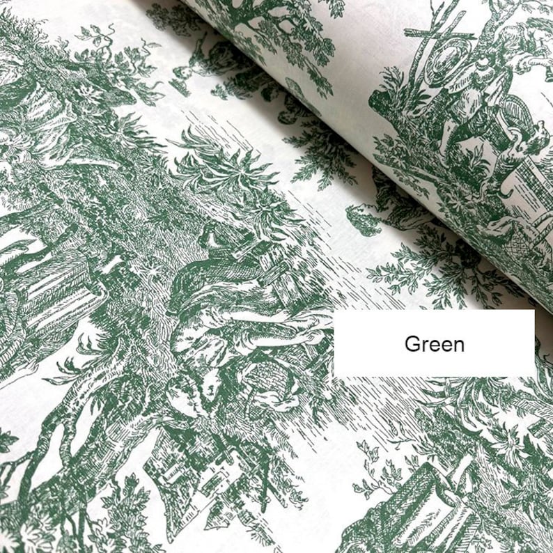 Puede incluir: Tela de Toile de Jouy verde con un patr&oacute;n repetido de &aacute;rboles, flores y figuras. La tela tiene un fondo blanco y el patr&oacute;n est&aacute; en tonos verdes.