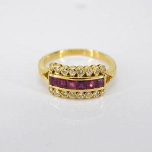 Rubin und Diamant Ring in 22k Gold