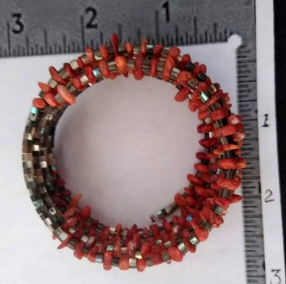 Outstanding Vintage Coral Chip Bracelet. - image 7