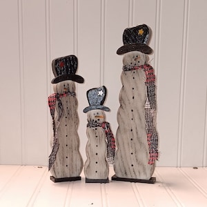 Snowmen, Snowman Trio, Wood Snowman Trio, Primitive Snowman, Distressed Snowmen, FREE PRIORITY SHIPPING zdjęcie 1