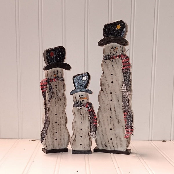 Snowmen, Snowman Trio, Wood Snowman Trio, Primitive Snowman, Distressed Snowmen, FREE PRIORITY SHIPPING