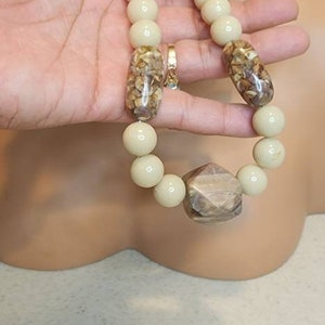 Vintage hard plastic  long necklace