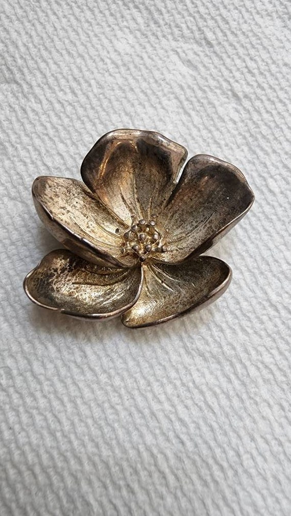 Vintage Sterling Silver Flower Pin/ broch / pin / 