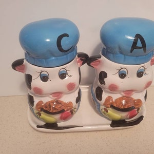 Vintage  cow  cooking cookie jar