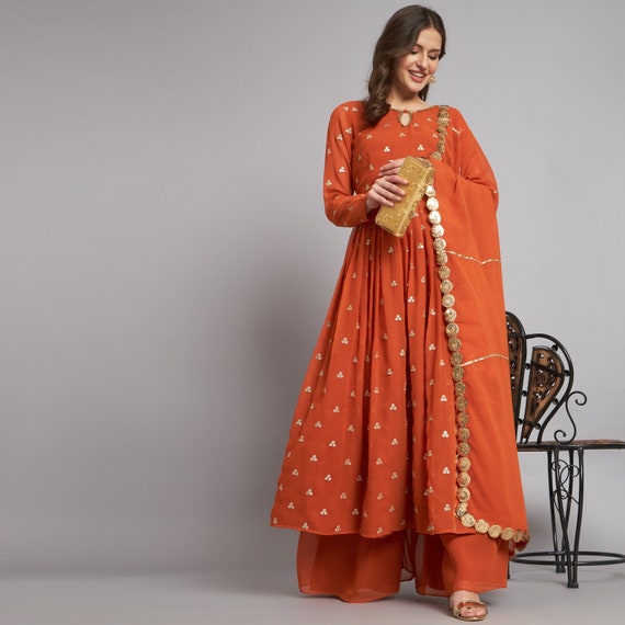 SPlus Kurtis New Variety Of Designer Printed Gown at Rs 650 | Designer  Kurtis in Surat | ID: 26608063748