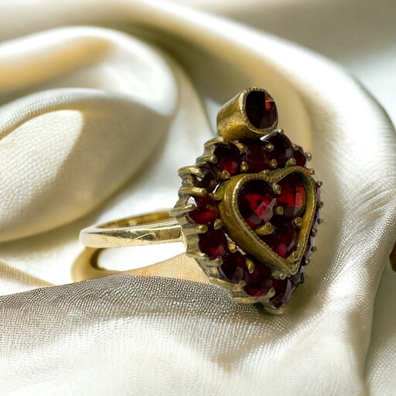 Antique 14k Gold Bohemian Garnet Ring Sz 4.5 Hear… - image 3