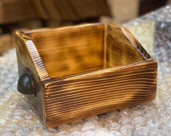 再生木材を使用した7インチレコード用ミニ収納ボックス｜素朴な45回転