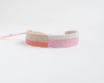 Handgeweven linnen armband, vezelkunst, boho-chique armband