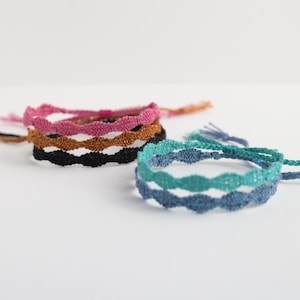 Metallic Handwoven Bracelet,Loom Bracelet,Minimalist handwoven bracelet,Boho chic,Textile Jewelry,Narrow Bracelet