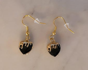 Dripping gold heart earrings