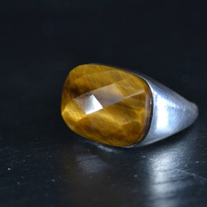 925 Silver Faceted Tigers Eye Cabochon Statement Ring (S226)