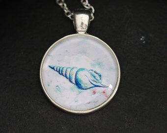 Necklace shell, maritime jewelry with snail