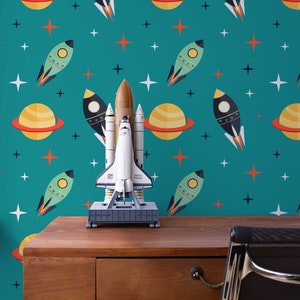 Carta da parati autoadesiva Space Rockets tra pianeti - Murale retrò Cosmos turchese - Vinile staccabile e attaccabile per bambini