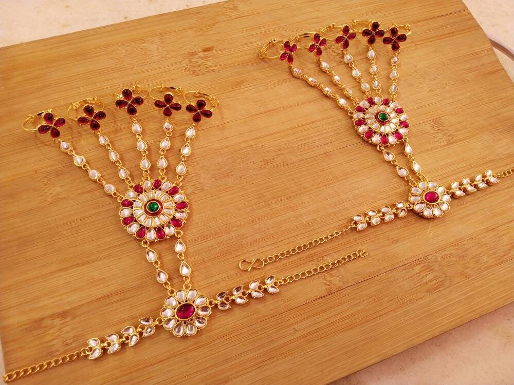 22K Gold Plated Indian one Ring Two Pieces Haat panja Hand Jewelry Bracelet .. 22K Gold Plated Indian one Ring Two Pieces Haat panja Hand Jewelry Bracelet ..