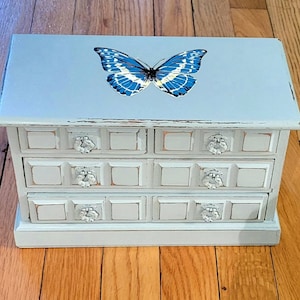 Butterfly Blues, Jewelry Box