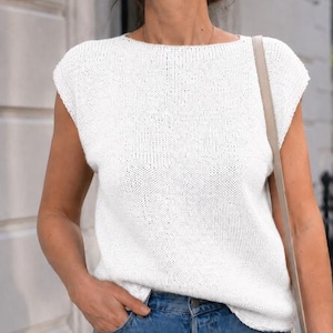 Enkelt stickmönster för t-shirts | Stickad sommartopp | T-shirt med avslappnad passform för vardagsbruk | Storlekar XS–4XL | Stickmönster för nybörjare | DK Yarn bild 2