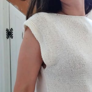 Easy Knit Summer Tee Pattern PDF, Sizes XS-4XL, Beginner Knitting Pattern, Stockinette Top, Relaxed Fit Tee, DK Yarn image 9