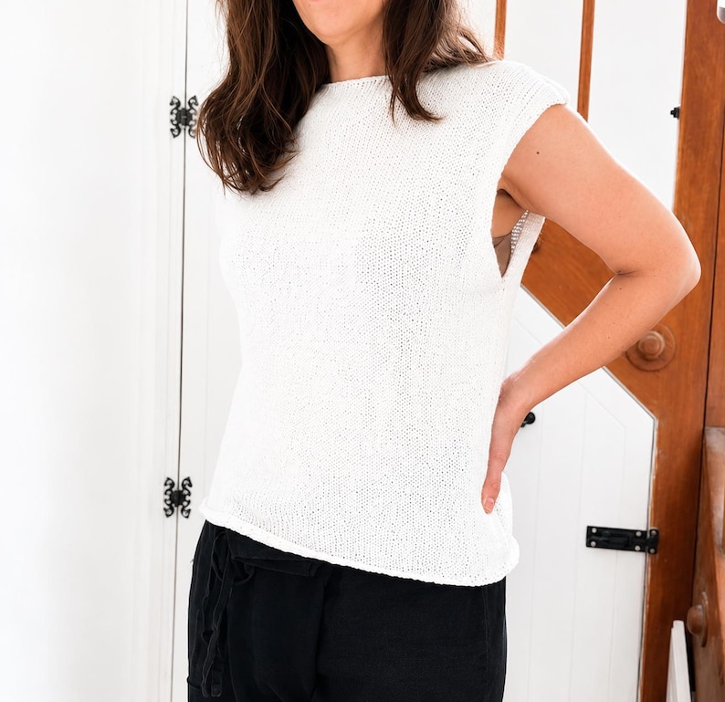 Easy Knit Summer Tee Pattern PDF, Sizes XS-4XL, Beginner Knitting Pattern, Stockinette Top, Relaxed Fit Tee, DK Yarn image 8