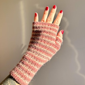 Crochet Fingerless Gloves/Hand Warmers PDF Pattern (Kåre Hand Warmers)