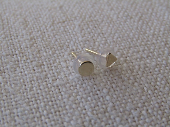 Vintage 14k Yellow Gold Geometric Earrings - image 2