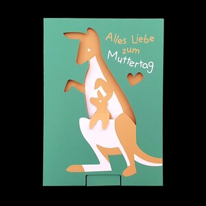 Carte pop-up bébé kangourou pour la fête des mères