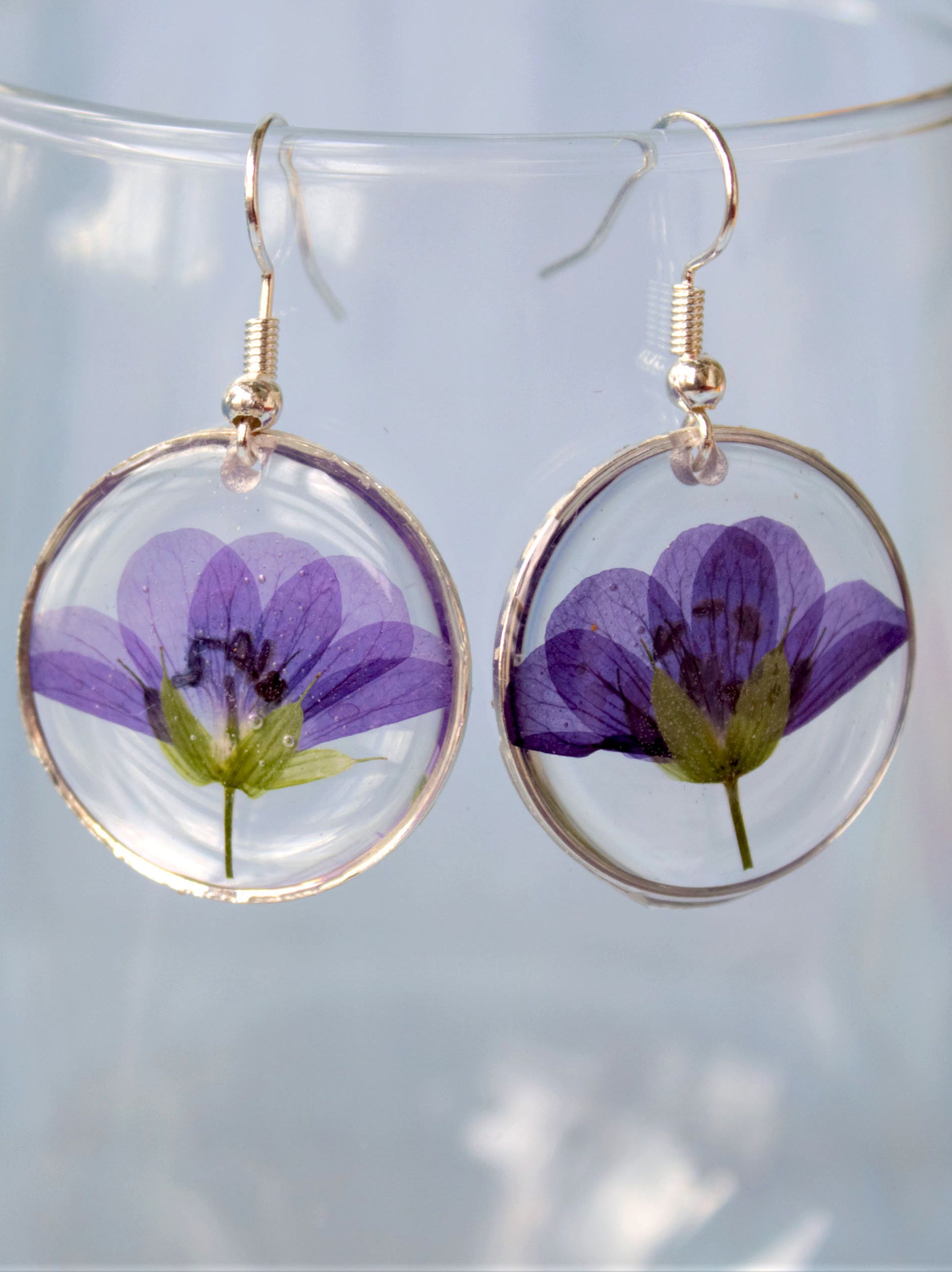 Resin Pressed Flower Earrings. Blue Flower. Circle Earrings. Etsy