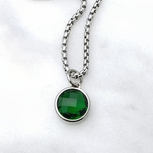Men&#39;s &quot;SILVER EMERALD COIN&quot; Necklace| Men&#39;s Silver Stainless Steel Emerald Cubic Zirconia Coin Pendant Necklace| Men&#39;s Silver Emerald Pendan