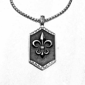 Men&#39;s &quot;FLEUR DE LIS&quot; Necklace| Men&#39;s Silver Stainless Steel Fleur de Lis Pendant Necklace| Men&#39;s Silver Box Chain Necklace