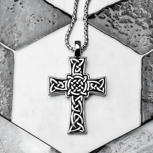 Men&#39;s CELTIC KNOT CROSS Necklace | Men&#39;s Silver Stainless Steel Celtic Knot Cross Pendant Box Chain Necklace