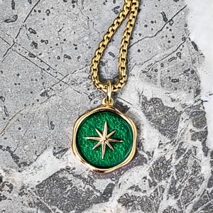 Men&#39;s &quot;EMERALD NORTH STAR&quot; Necklace| Men&#39;s Gold & Emerald Green Stainless Steel Northstar Coin Pendant Necklace| Men Gold Box Chain Necklace