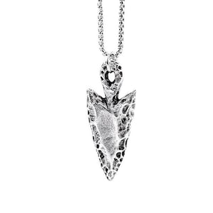 Men&#39;s &quot;RUSTIC ARROWHEAD&quot; Necklace| Men&#39;s Silver Stainless Steel Rustic Arrowhead Pendant Necklace| Men&#39;s Silver Box Chain Necklace