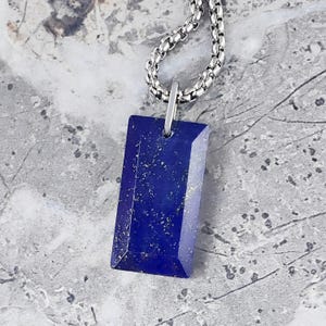 Collana con ciondolo con targhetta in lapislazzuli da uomo / Collana con ciondolo con targhetta in lapislazzuli da uomo / Collana con catena in acciaio inossidabile argentato da uomo