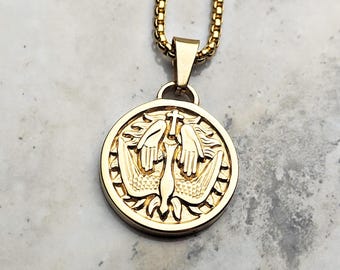 Men's VENI SANCTE SPIRITUS Necklace | Men's Gold Stainless Steel Veni Sancte Spiritus Coin Medallion Pendant Box Chain Necklace