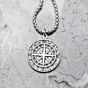 Men&#39;s &quot;SILVER RUSTIC COMPASS&quot; Necklace| Men&#39;s Silver Stainless Steel Rustic Compass Pendant Necklace| Men&#39;s Silver Box Chain Necklace