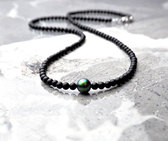 Pearl and Onyx Necklace | Solid Gold Jewelers