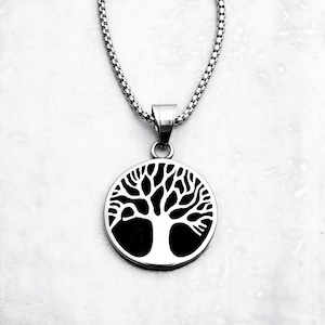 Men&#39;s &quot;TREE OF LIFE&quot; Necklace| Men&#39;s Silver & Black Stainless Steel Tree of Life Medallion Pendant Necklace| Men&#39;s Silver Chain Necklace