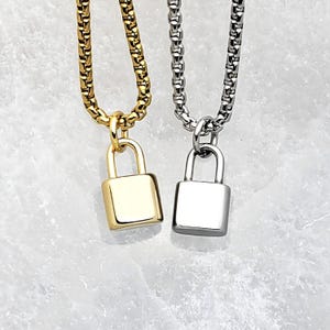 Collana da uomo "MINI PADLOCK"/ Collana da uomo con ciondolo Mini Lucchetto in acciaio inossidabile color oro e argento/ Collana da uomo con catena a maglie in acciaio inossidabile color oro